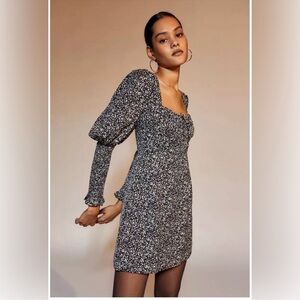 Kiss the sky long sleeve Dress